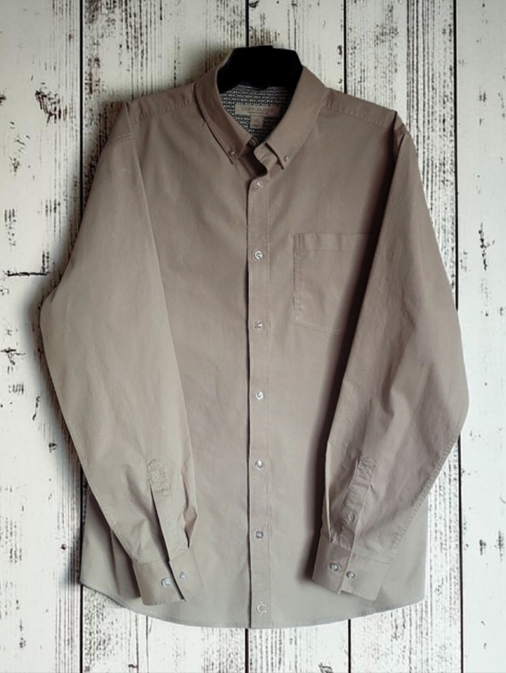 Cody James Men's Tan  Button-Down Shirt Size  XL P-P 25" Length 29"